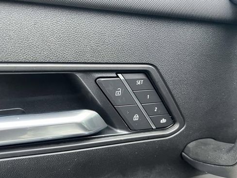 New 2026 GMC Hummer EV SUV image 16