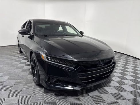 Used 2021 Honda Accord Sport image 10