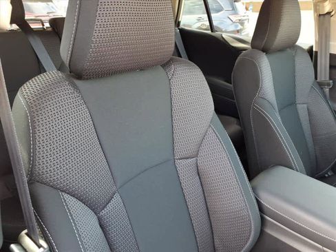 Certified 2025 Subaru Outback Premium w/ Popular Package #1A image 21