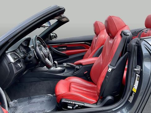 Used 2016 BMW M4 Convertible RWD image 7