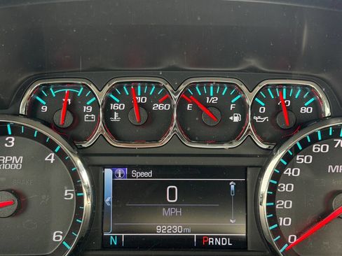 Used 2017 GMC Sierra 1500 SLE w/ SLE Value Package AWD/4WD image 12