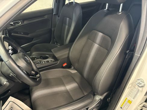 Certified 2025 Honda Civic Sport image 32