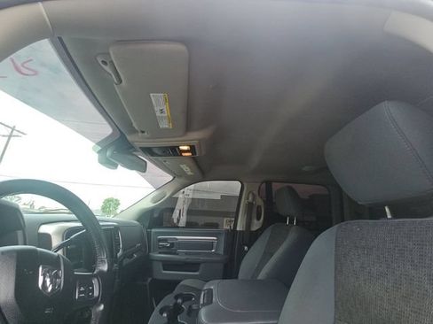 Used 2018 RAM 2500 Big Horn RWD image 9