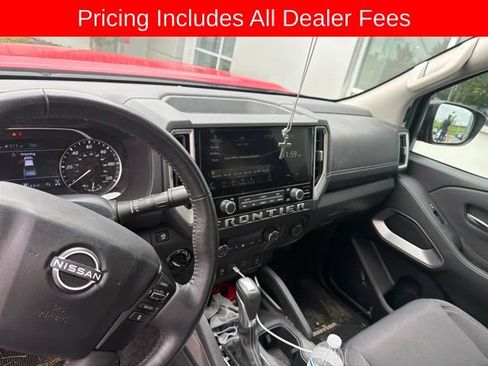 Used 2025 Nissan Frontier SV w/ SV Convenience Package AWD/4WD image 11