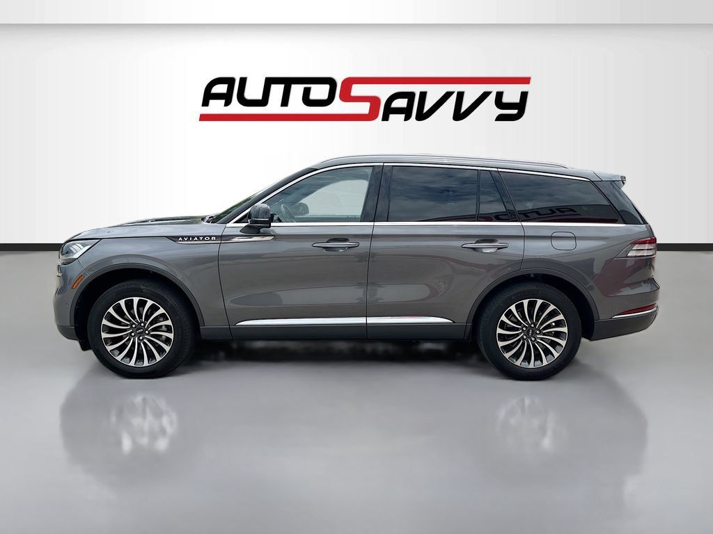 Used 2023 Lincoln Aviator Reserve w/ Equipment Group 201A AWD/4WD image 4