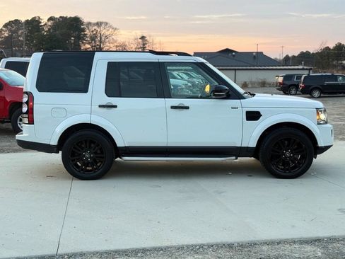 Used 2016 Land Rover LR4 HSE Silver Edition image 7