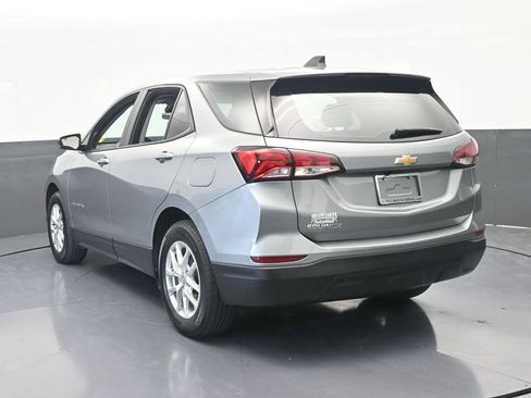 Used 2024 Chevrolet Equinox LS FWD image 4