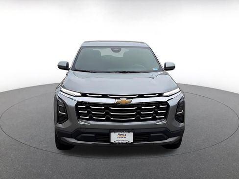 Used 2025 Chevrolet Equinox LT FWD image 4