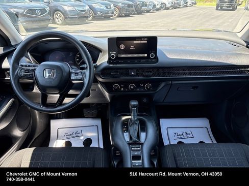 Used 2023 Honda HR-V LX image 26