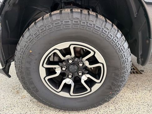 Used 2014 RAM 1500 Big Horn image 34