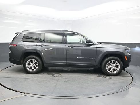 Used 2021 Jeep Grand Cherokee L Limited AWD/4WD image 9