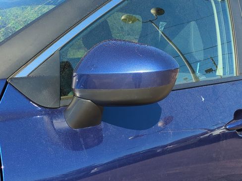 Used 2023 Nissan Rogue SV image 12