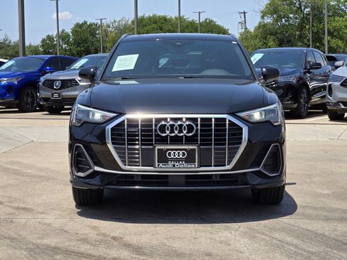 Used 2020 Audi Q3 2.0T Premium AWD/4WD image 4