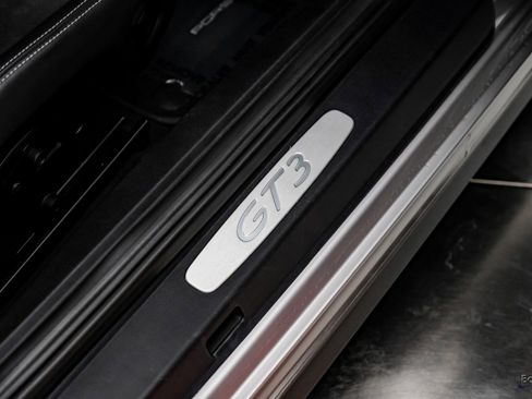 Used 2018 Porsche 911 GT3 w/ Sport Chrono Package image 51