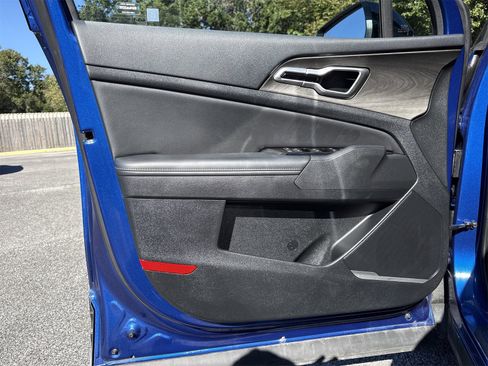 Used 2023 Kia Sportage X-Line w/ X-Line Premium Package image 16