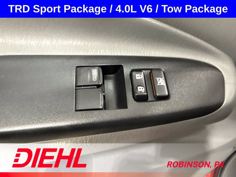 Used 2012 Toyota Tacoma 4x4 Access Cab V6 w/ TRD Sport Pkg image 20