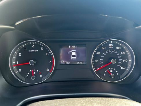 Used 2021 Kia Forte LXS FWD image 14