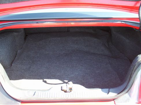 Used 2011 Ford Mustang Premium image 17