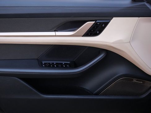 Used 2020 Porsche Taycan Turbo S image 16