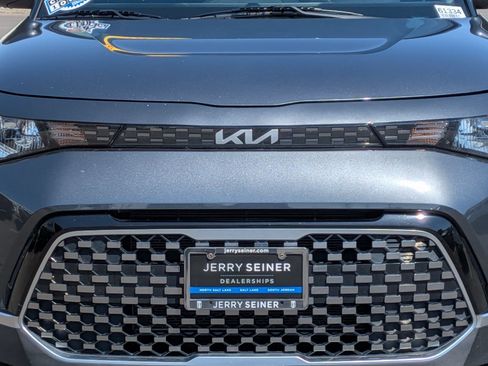 Certified 2023 Kia Soul EX FWD image 9