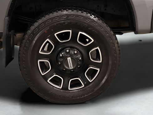 Used 2023 Ford F250 Platinum AWD/4WD image 37