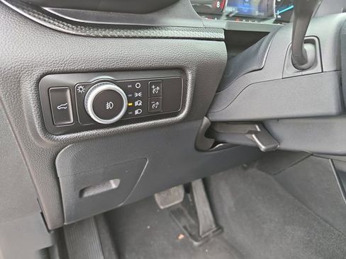 Used 2023 Ford Explorer ST-Line AWD/4WD image 22