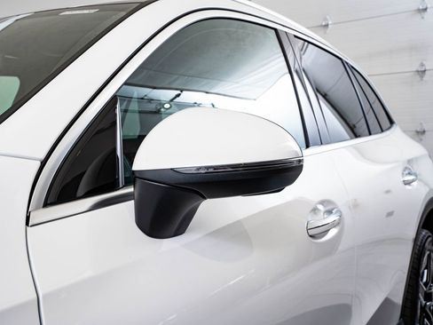 New 2026 Mercedes-Benz GLC 300 4MATIC image 17