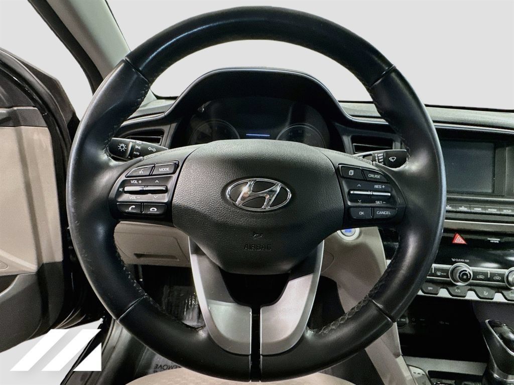 Used 2020 Hyundai Elantra Value Edition FWD image 11