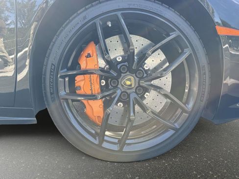 Used 2018 Lamborghini Huracan LP 610-4 image 15