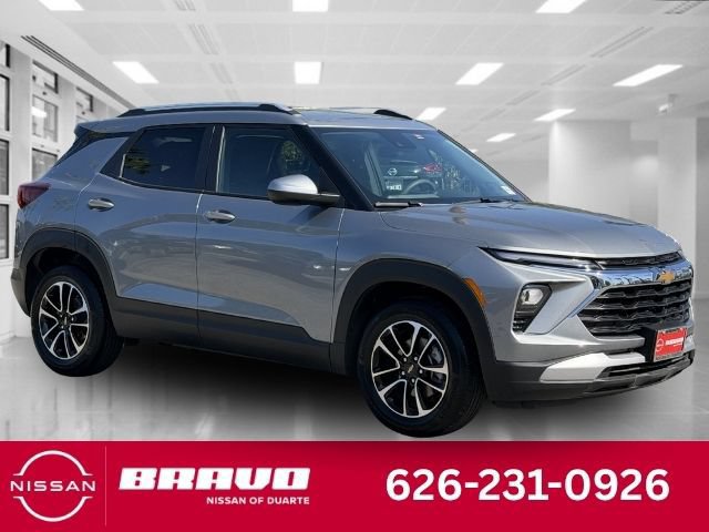 Used 2026 Chevrolet TrailBlazer LT FWD image 1