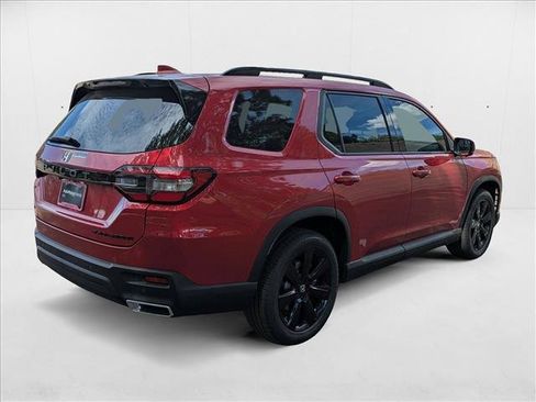 New 2025 Honda Pilot Black Edition image 5