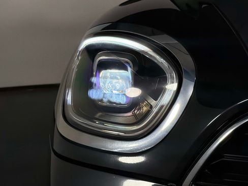 Used 2024 MINI Cooper Countryman S FWD image 8