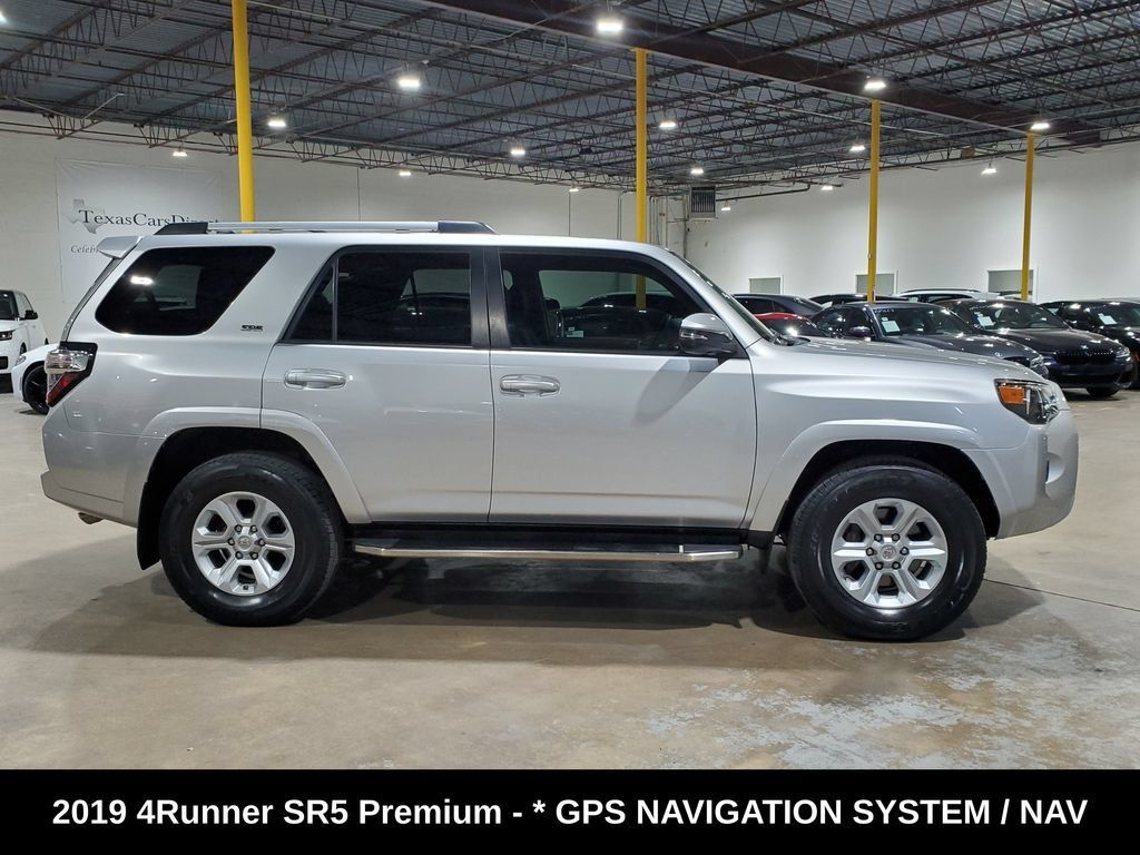 Used 2019 Toyota 4Runner SR5 Premium RWD image 5