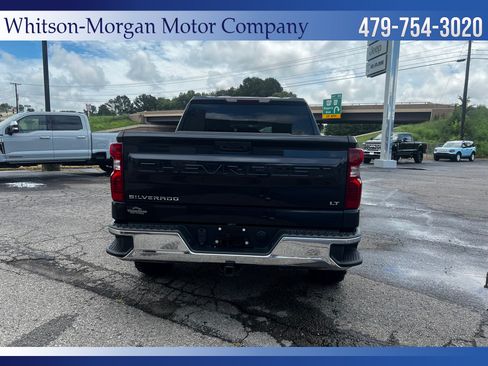 Used 2022 Chevrolet Silverado 1500 LT AWD/4WD image 7