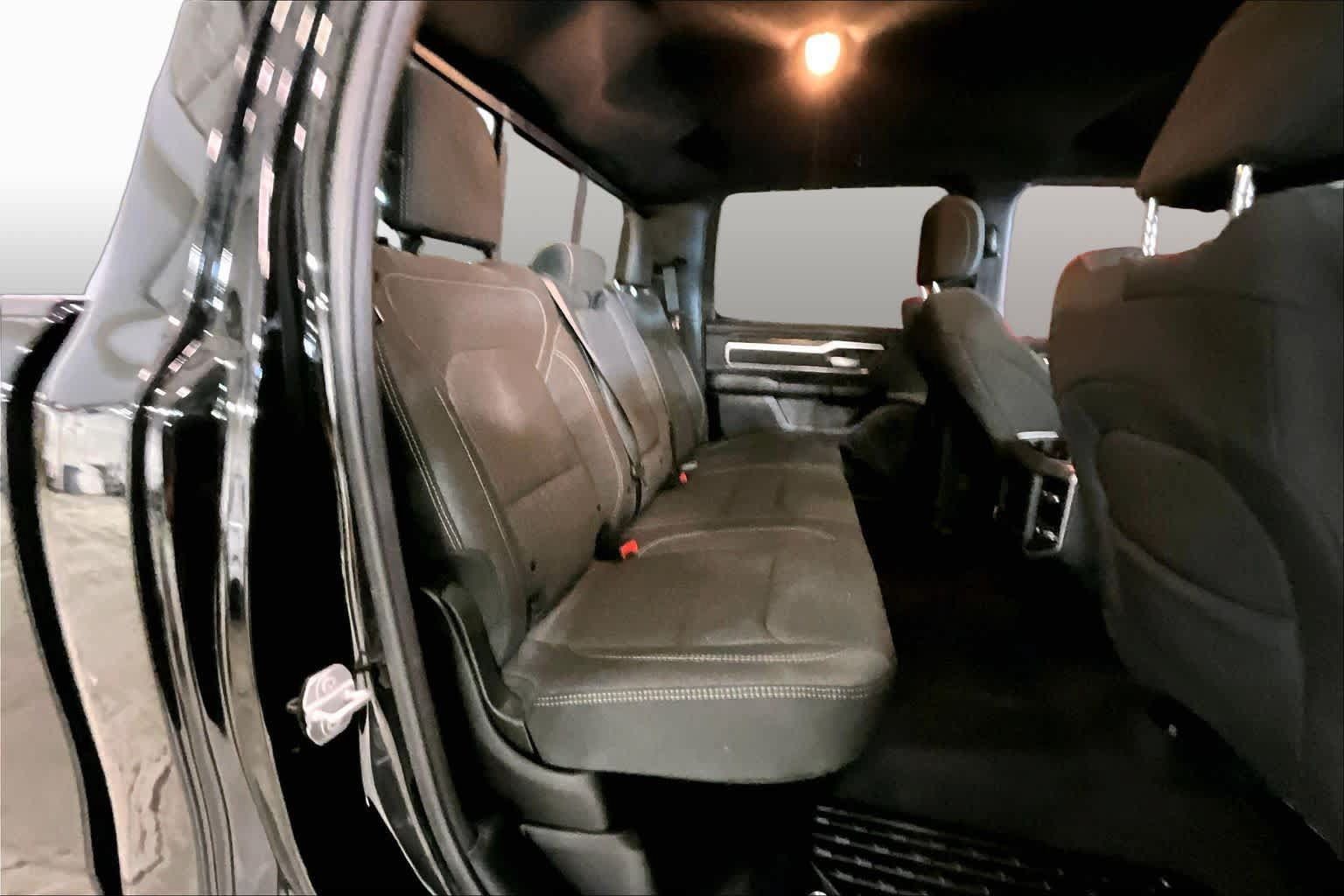 Used 2019 RAM 1500 Big Horn AWD/4WD image 19
