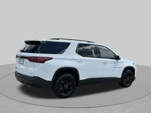 Used 2023 Chevrolet Traverse LT FWD image 12