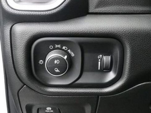 Used 2023 RAM 1500 Big Horn AWD/4WD image 20