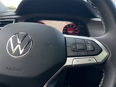 Used 2024 Volkswagen Atlas SEL image 14