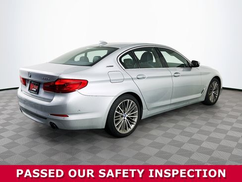 Used 2018 BMW 530e xDrive image 33