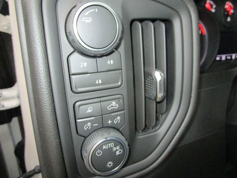 New 2026 Chevrolet Silverado 2500 Custom w/ Custom Value Package image 33