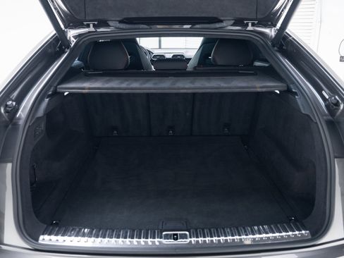 Used 2021 Lamborghini Urus image 43