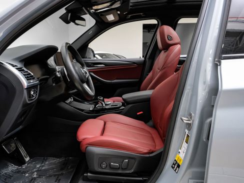 Used 2024 BMW X3 xDrive30i w/ M Sport Package image 4