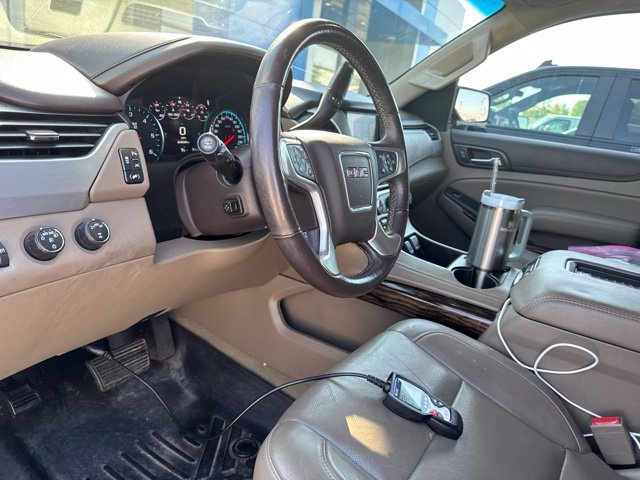 Used 2017 GMC Yukon SLT AWD/4WD image 15