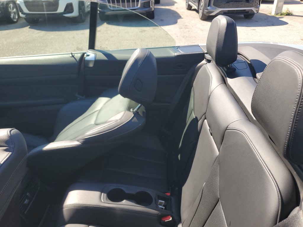 Used 2025 BMW 430i Convertible RWD image 16