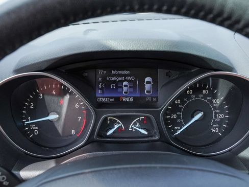Used 2017 Ford Escape Titanium AWD/4WD image 18