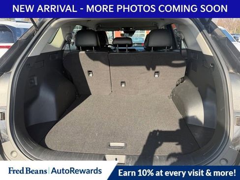 Used 2023 Kia Sportage EX image 8