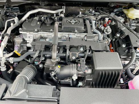 Used 2026 Toyota Corolla LE w/ LE Premium Package FWD image 18