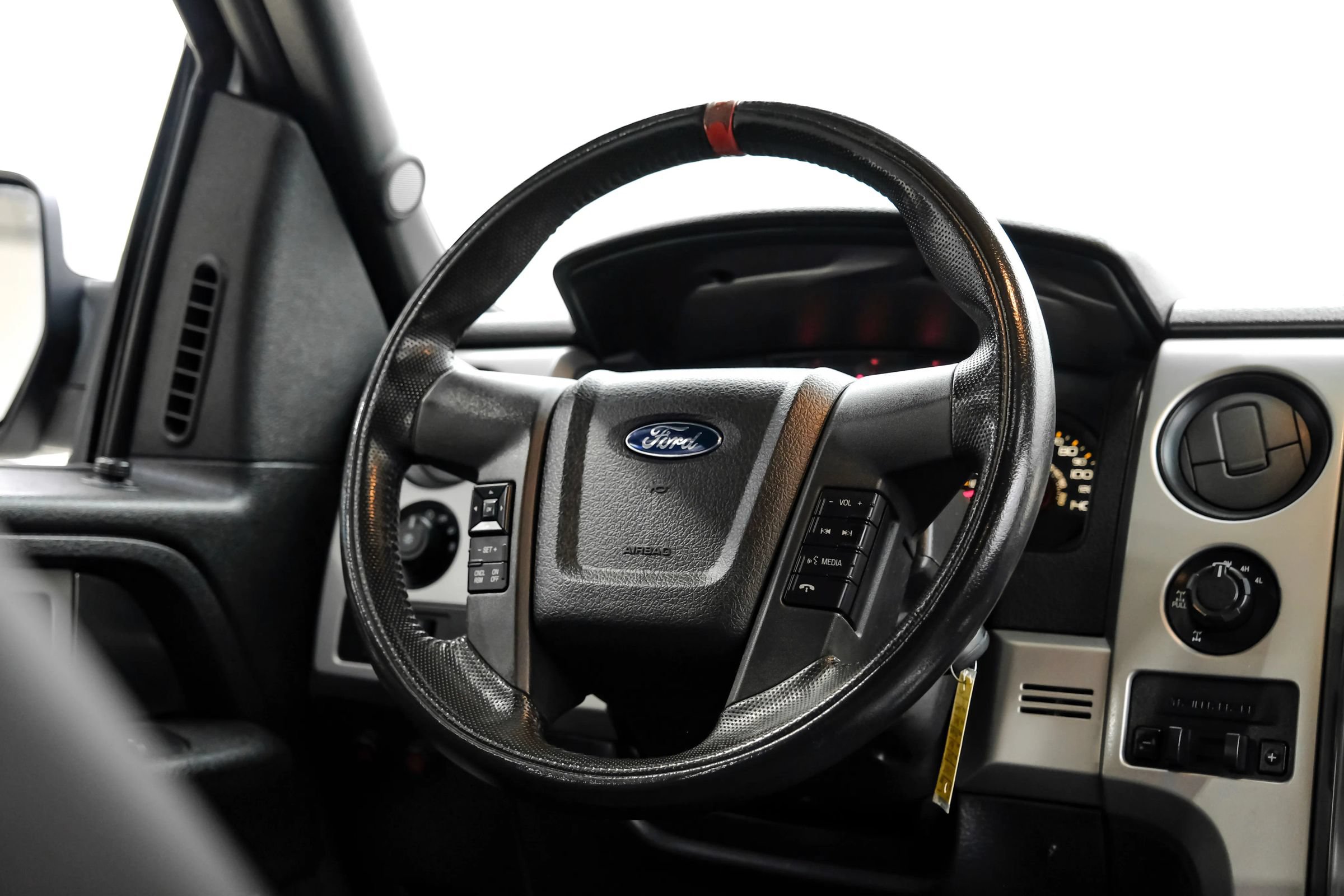 Used 2014 Ford F150 Raptor w/ Equipment Group 801A Luxury AWD/4WD image 19