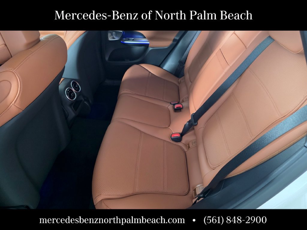 New 2027 Mercedes-Benz GLC 300 image 12