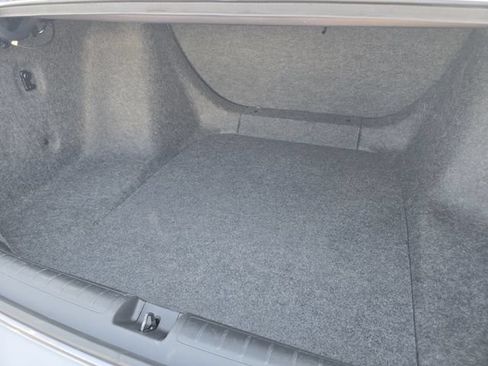 Used 2019 Honda Accord LX image 17